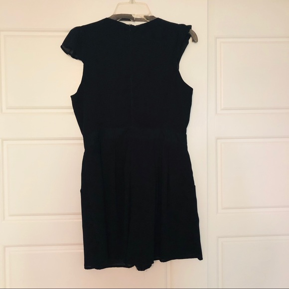 Cute romper with beaded collar - Picture 7 of 7